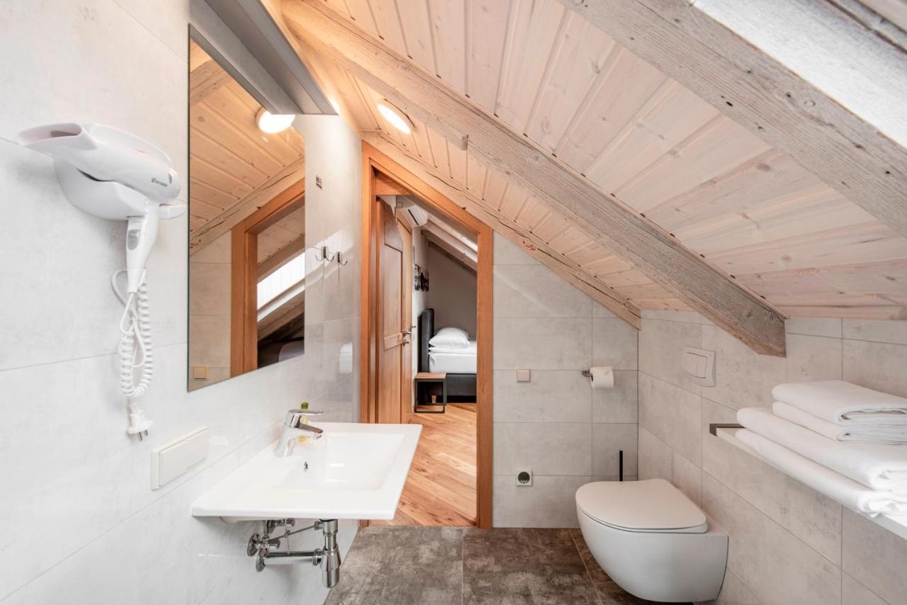 Small Attic Rooms In Kaunas Old Town Экстерьер фото