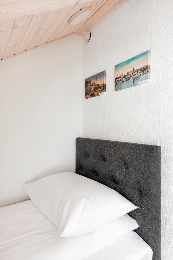 Small Attic Rooms In Kaunas Old Town Экстерьер фото